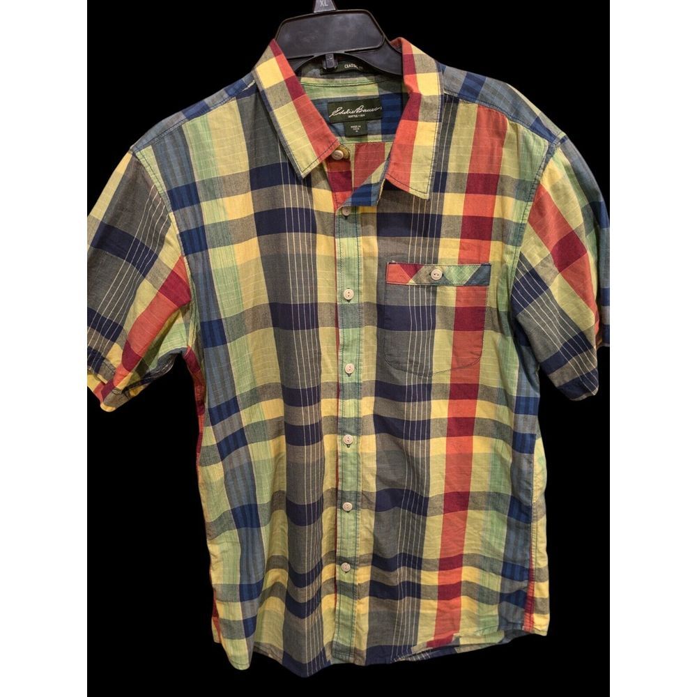 Eddie Bauer‎ Classic Fit Button Up Shirt Size Medium Mens Color Plaid